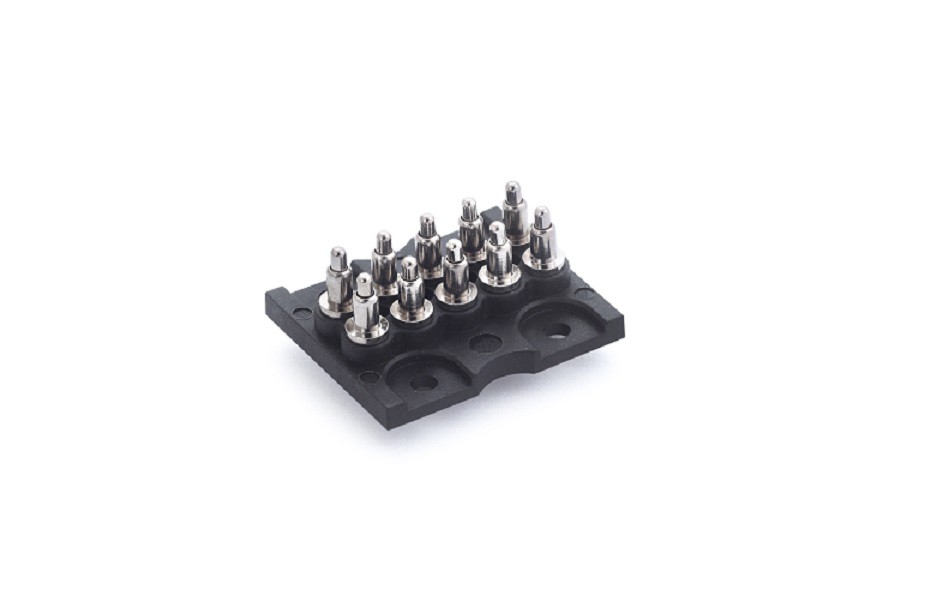 Konektor Header Terminal dengan Pin