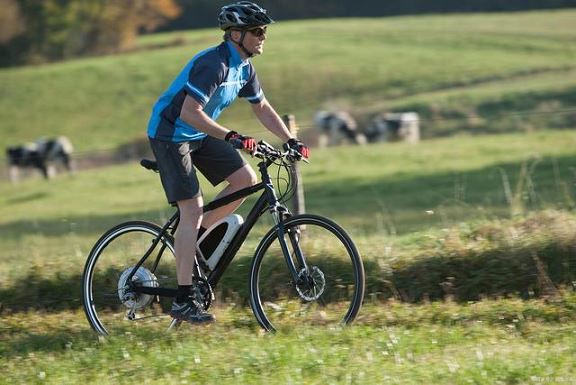 Solusi konektor pengisian pogopin magnetik untuk sepeda listrik